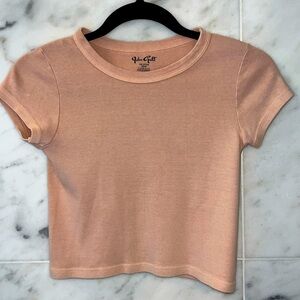 Brandy Melville tshirt